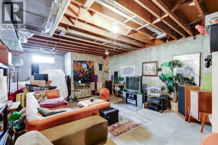 3803 4 Avenue SW — photo 26 of 34