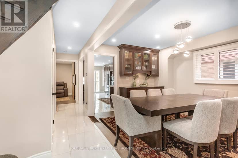 5952 Grossbeak Drive — photo 12 of 40