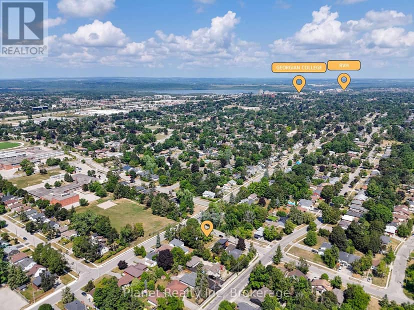170 Berczy Street, Barrie, photo 4