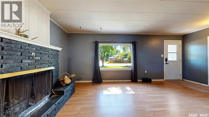 311 Pottery STREET, Eastend, photo 3