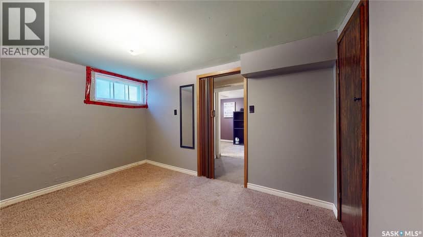 311 Pottery STREET — photo 32 of 40