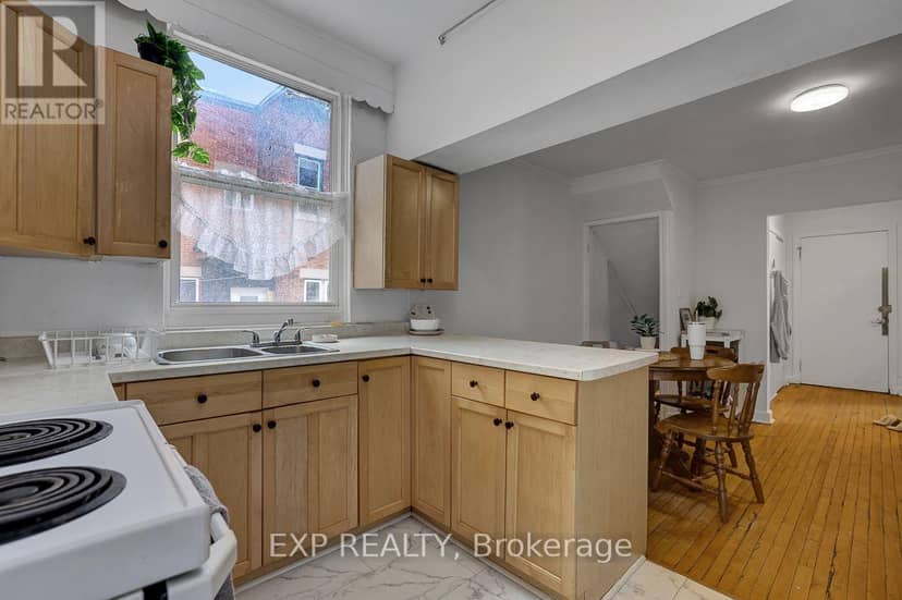 127 Osgoode Street — photo 14 of 40