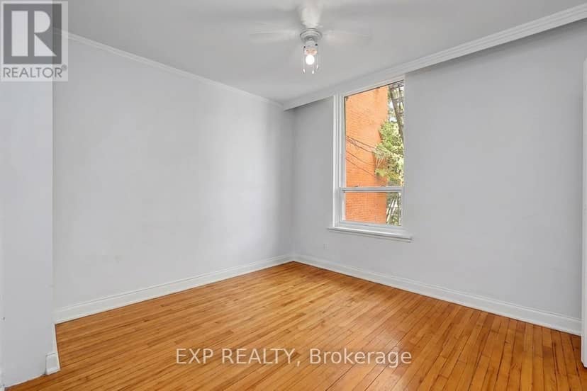 127 Osgoode Street — photo 16 of 40