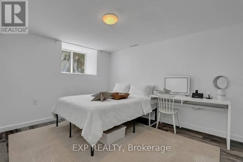 127 Osgoode Street — photo 19 of 40