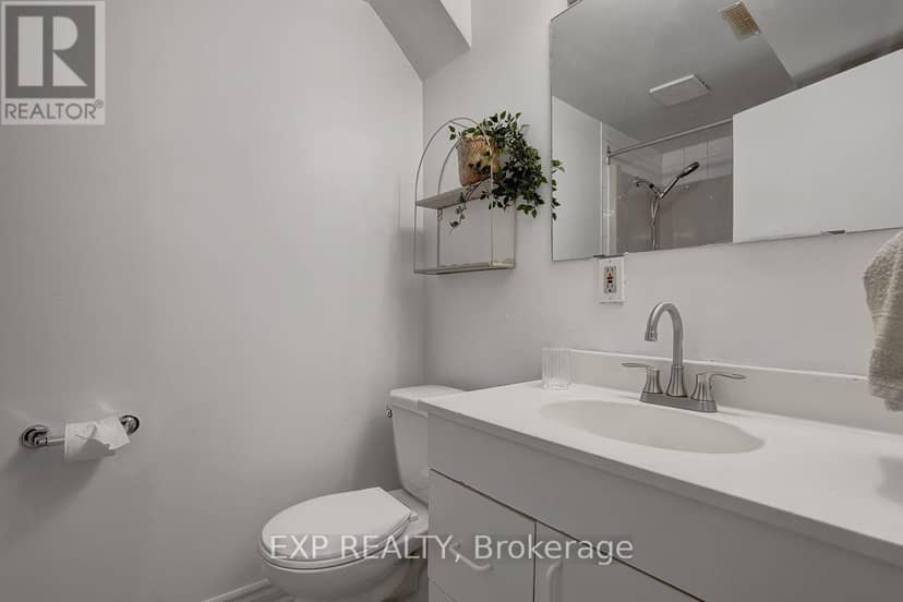 127 Osgoode Street — photo 21 of 40