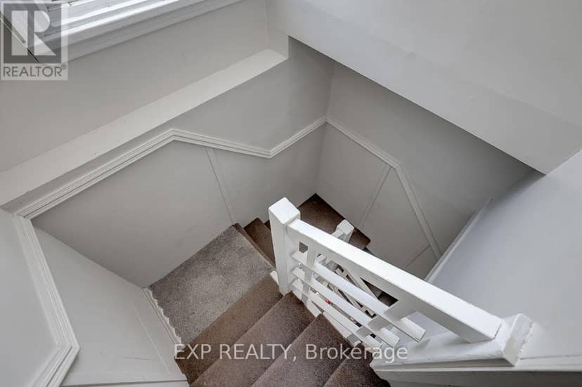 127 Osgoode Street — photo 36 of 40