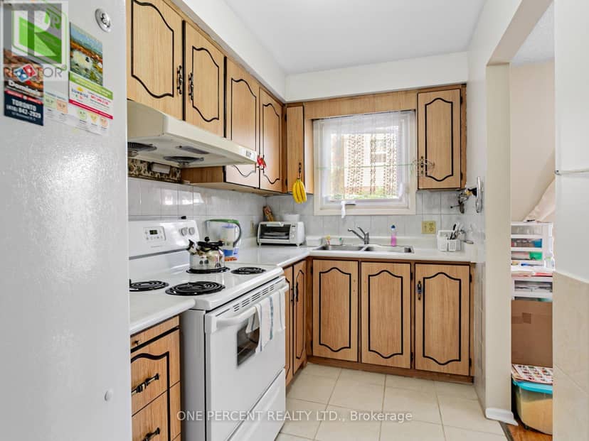 45 West Burton Court, Toronto, photo 8