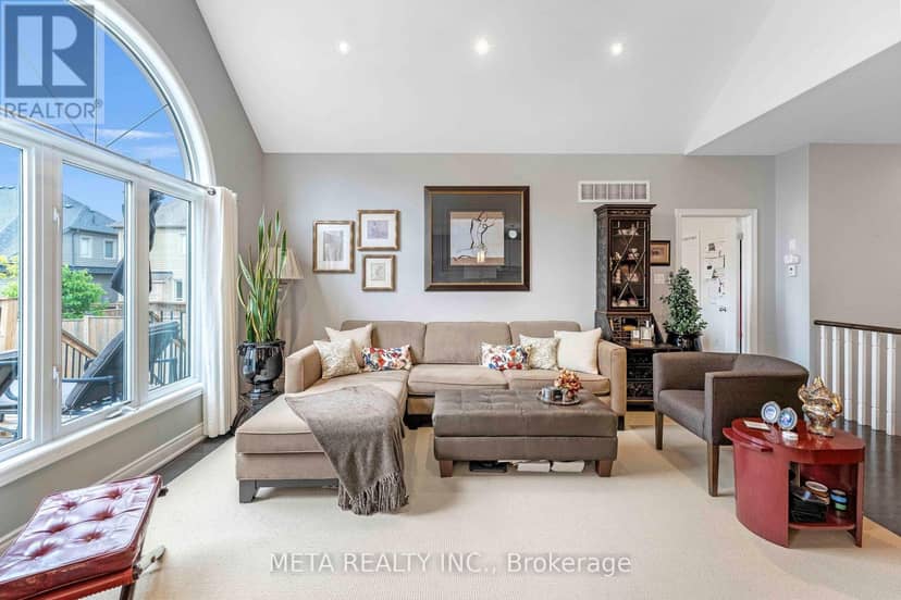 18 Hughes Street — photo 25 of 34