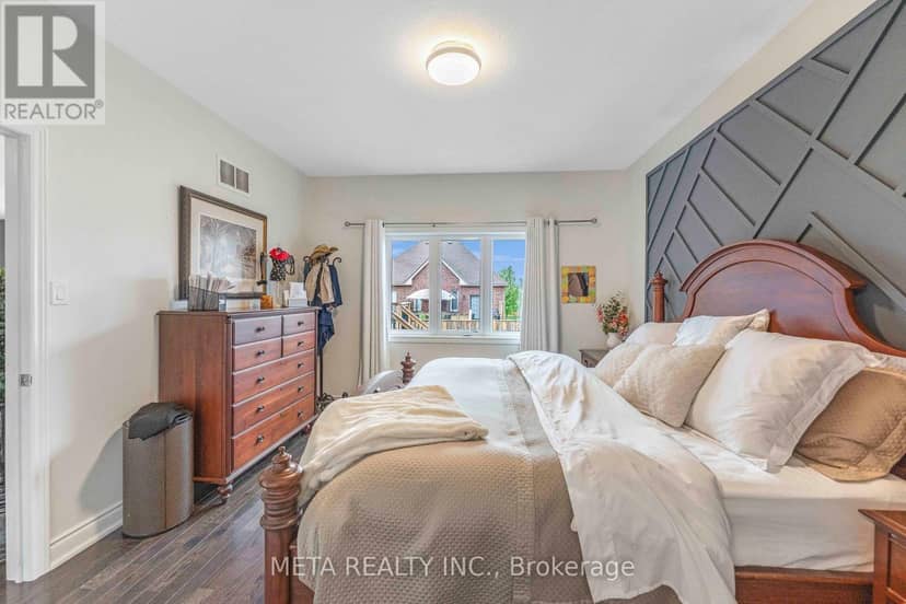 18 Hughes Street — photo 28 of 34