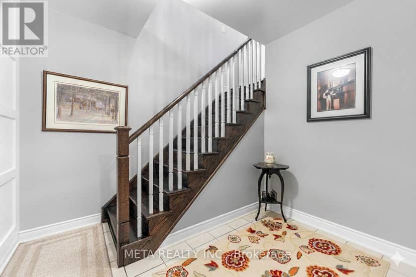 18 Hughes Street — photo 4 of 34