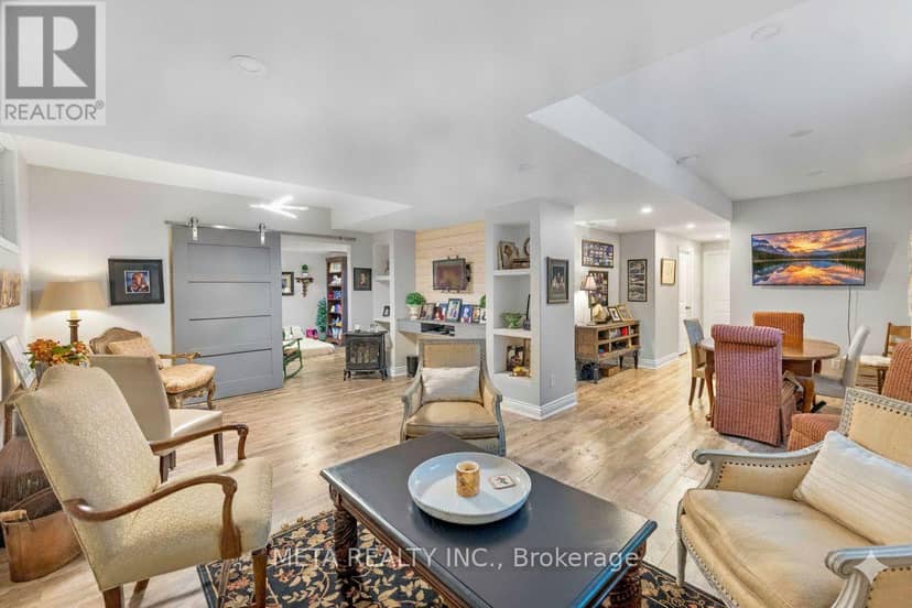 18 Hughes Street — photo 6 of 34