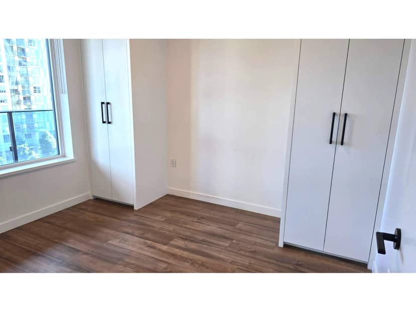 809 10448 UNIVERSITY DRIVE, Surrey, photo 6