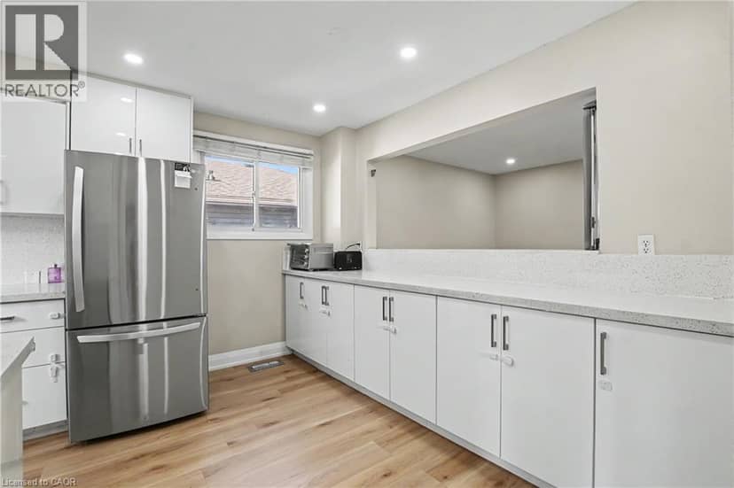 4 SEAFORTH Court — photo 6 of 34