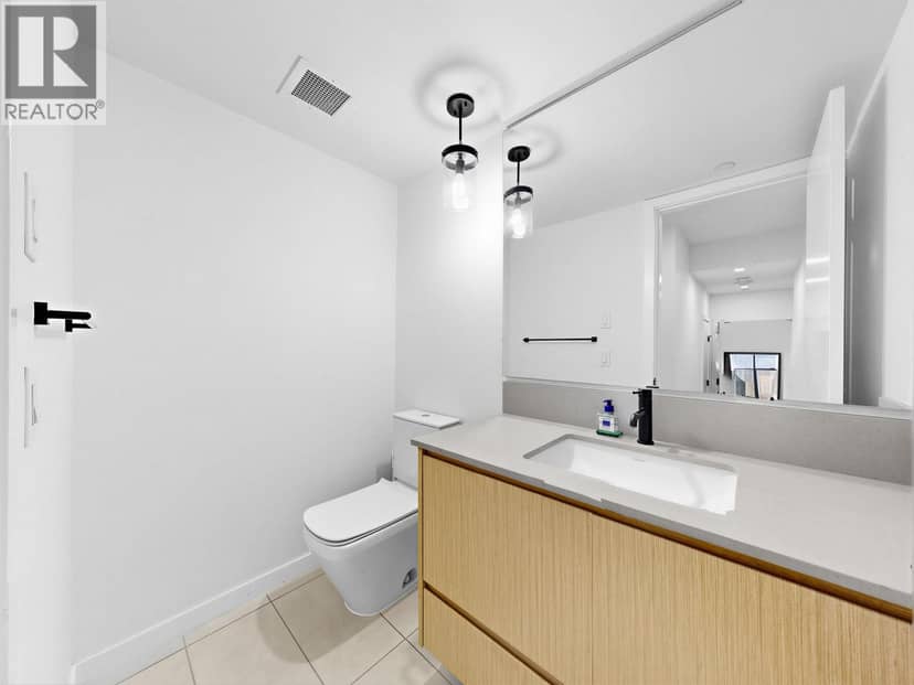 42 528 E 2ND STREET, North Vancouver, photo 6
