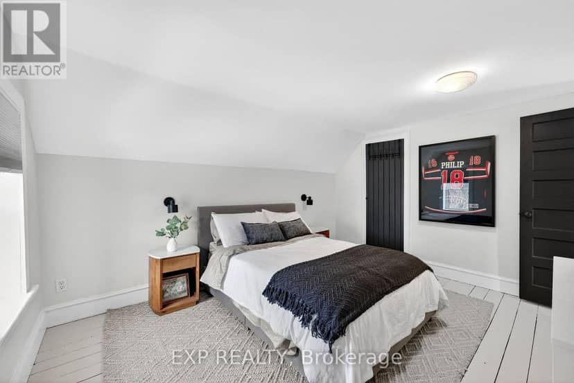 16 Barker Street — photo 36 of 40