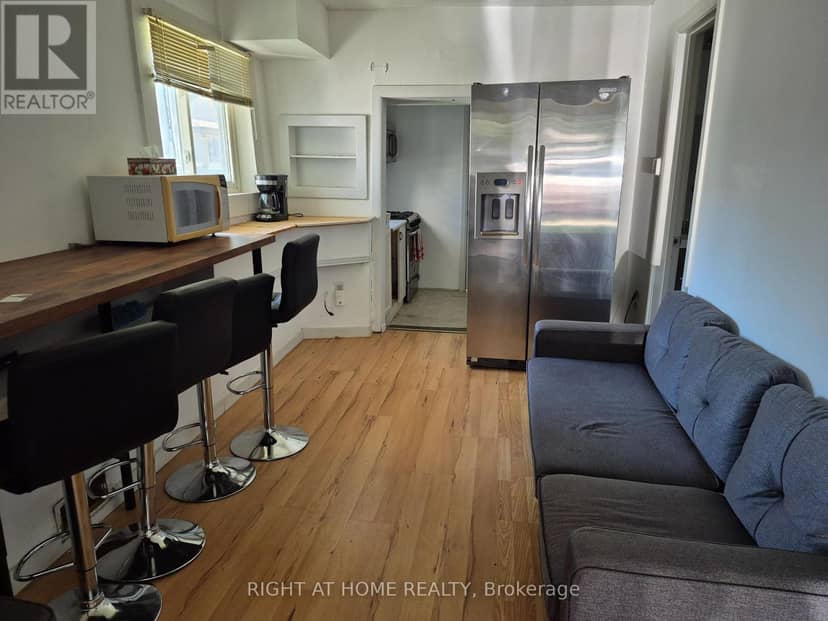 565 South Street S — photo 7 of 8