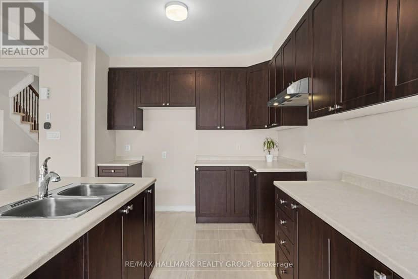 240 Sweetvalley Drive — photo 11 of 38