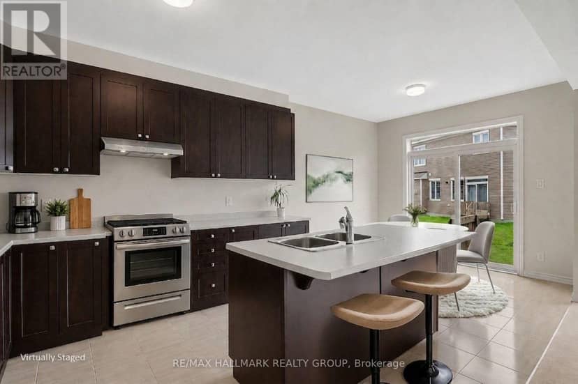 240 Sweetvalley Drive — photo 12 of 38