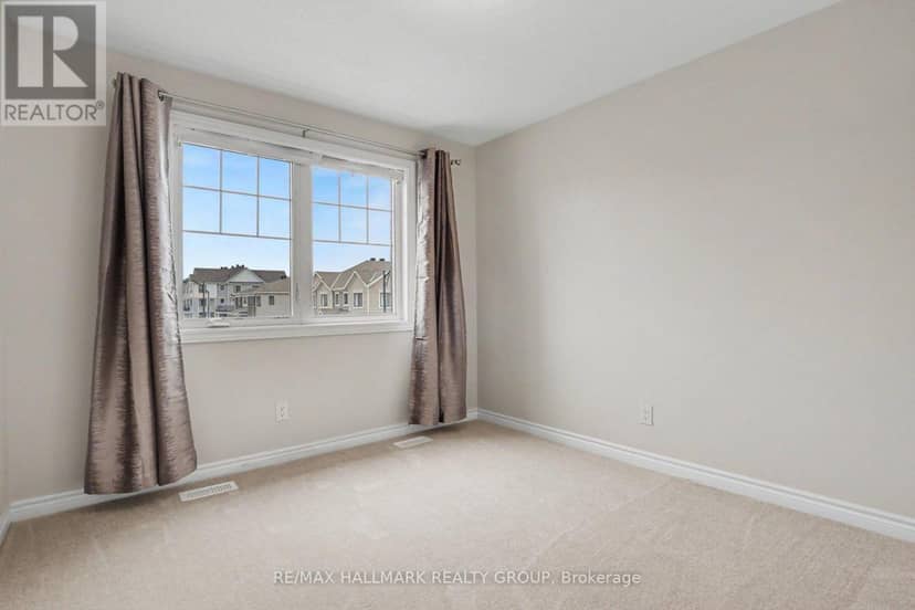 240 Sweetvalley Drive — photo 25 of 38
