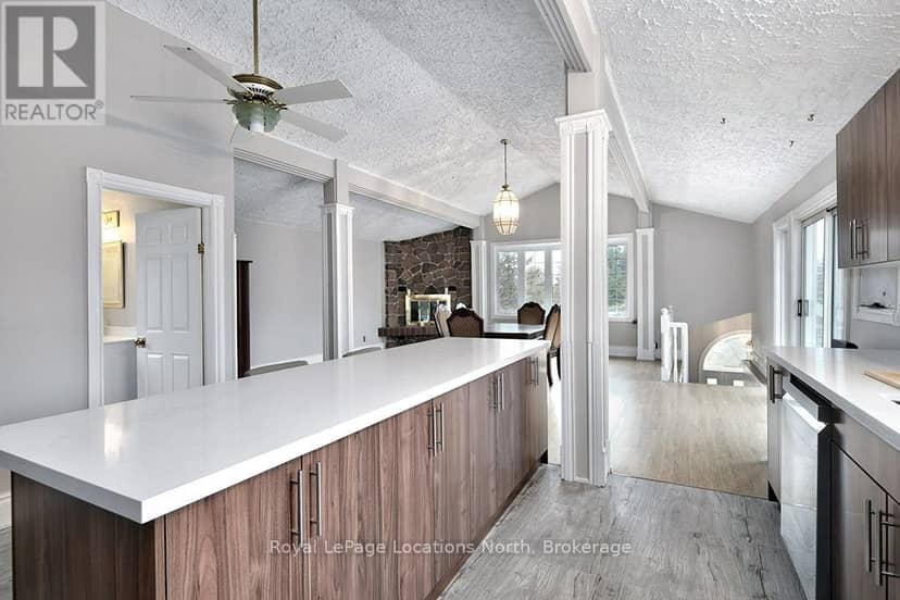 252 Swiss Meadows Boulevard — photo 10 of 38