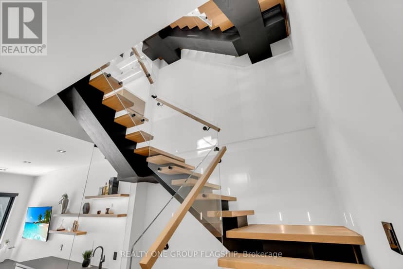 7 Bentley Drive — photo 34 of 40