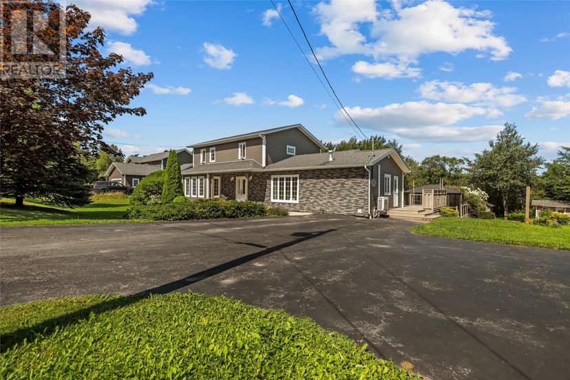 5-7 Spelling Hill Road — photo 1 of 40