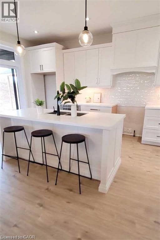 163 GIBBONS Street — photo 3 of 11