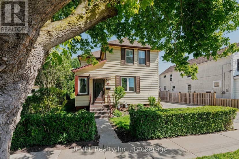 92 Saint Arnaud Street — photo 2 of 36