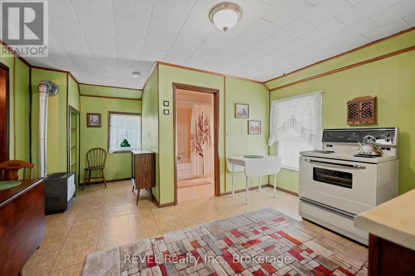 92 Saint Arnaud Street — photo 28 of 36
