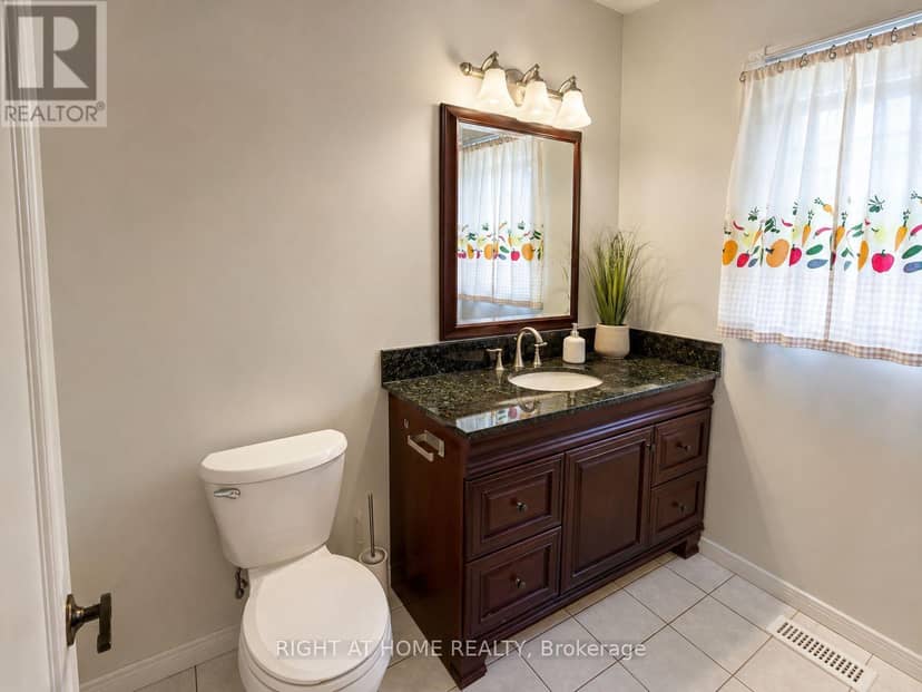 62 - 580 Eyer Drive — photo 18 of 26