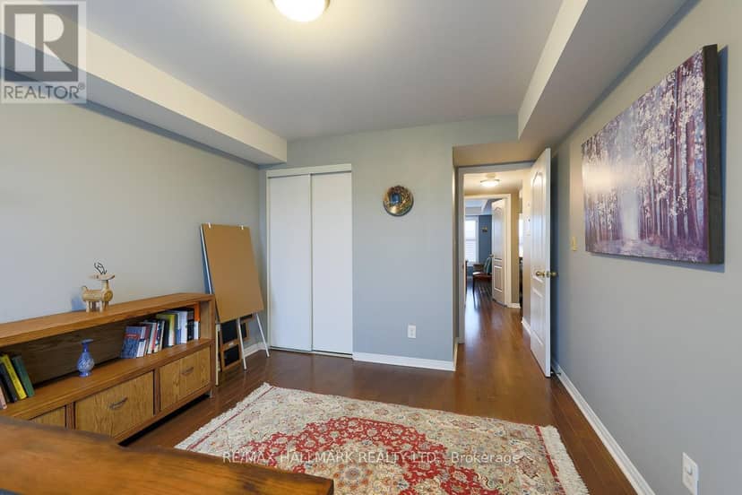 24 - 649D Warden Avenue — photo 15 of 21