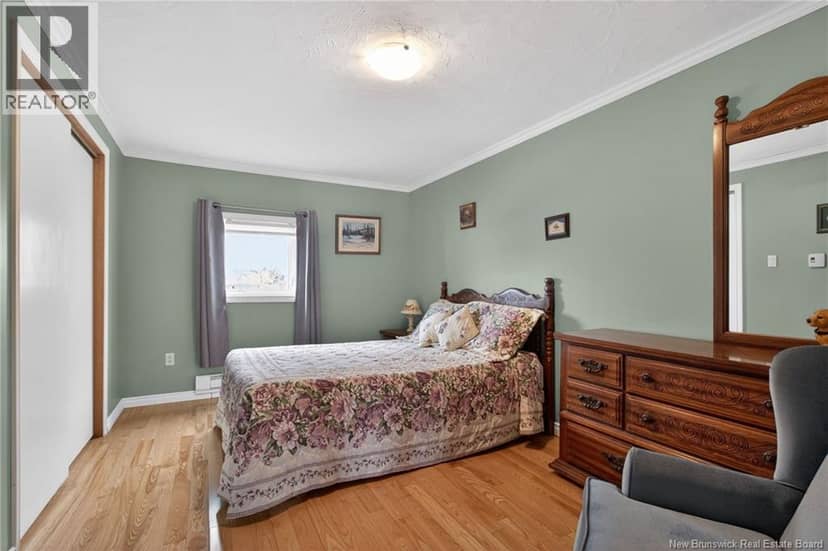 20 Woodland Boulevard — photo 19 of 40