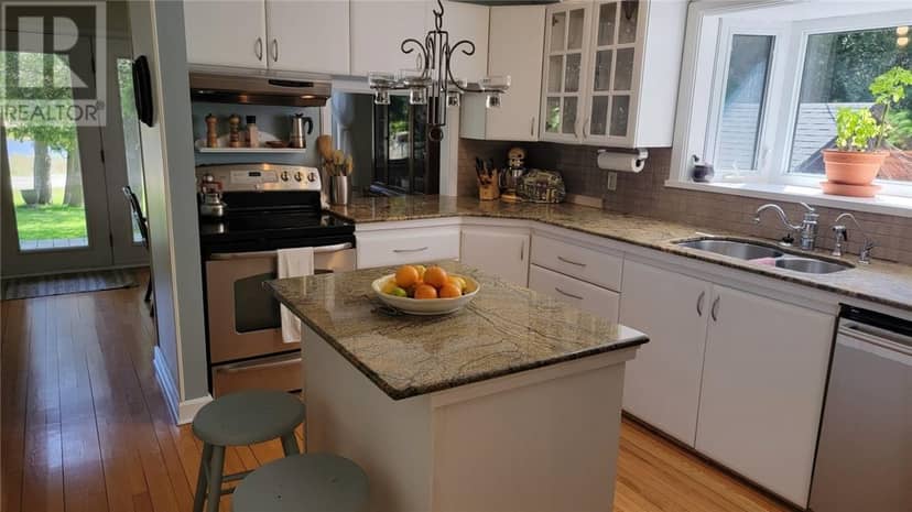 102 A Water St — photo 13 of 32