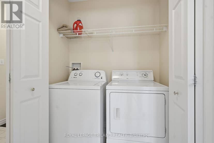 10 - 20 Windemere Place — photo 21 of 37