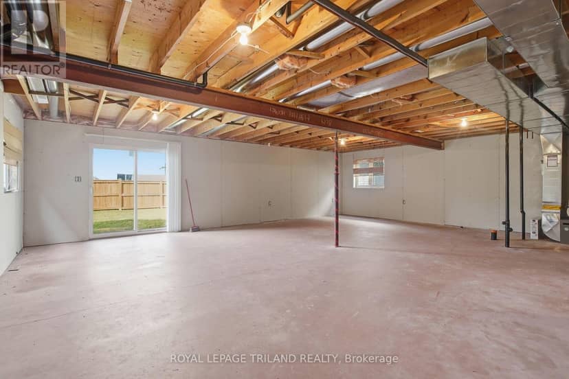 10 - 20 Windemere Place — photo 26 of 37