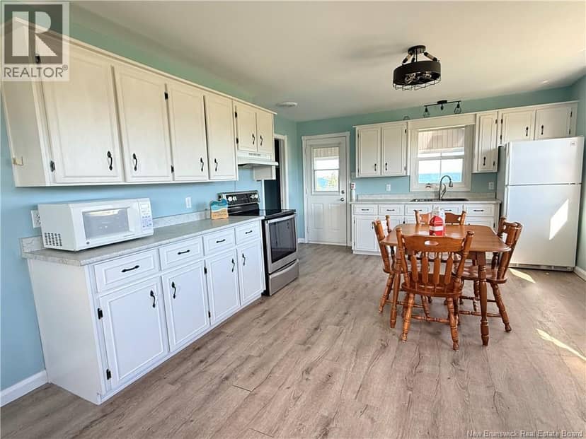 17 North Bayview Road — photo 13 of 34