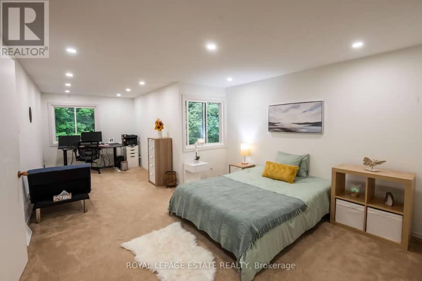 3 - 228 Kingswood Drive — photo 21 of 40