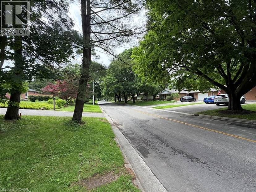 152 MCCALL Crescent, Simcoe, photo 3