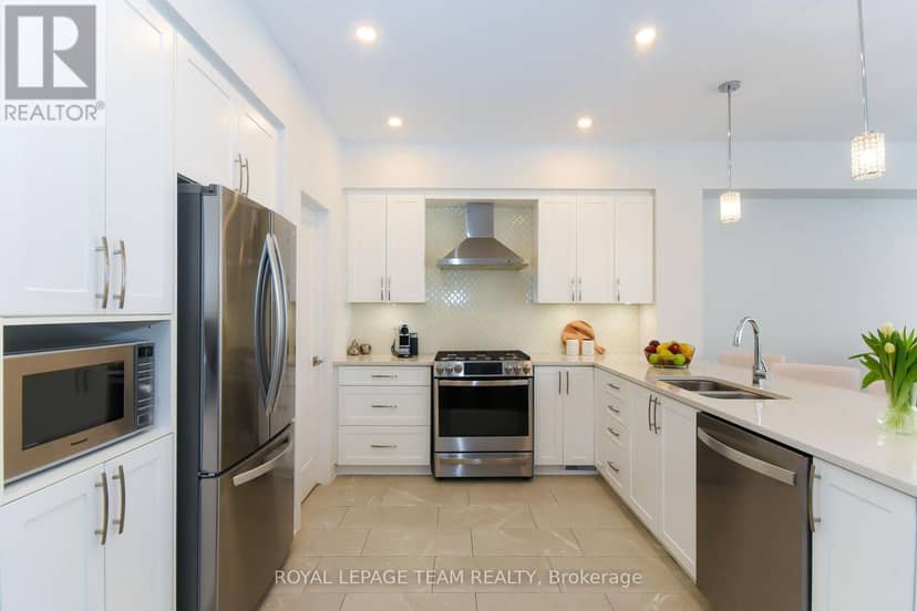 725 Capricorn Circle — photo 16 of 40