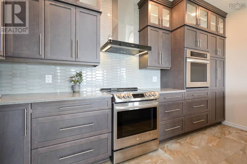11 and 23 Golden View Drive — photo 14 of 40