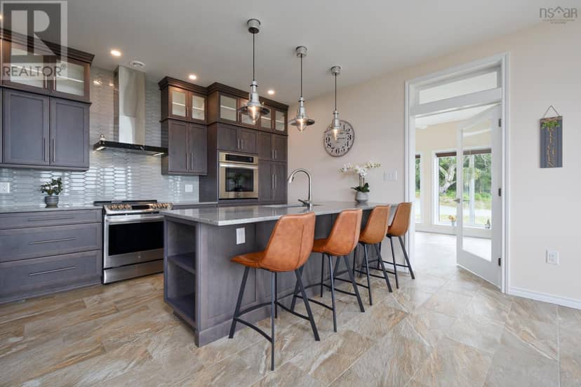 11 and 23 Golden View Drive — photo 13 of 40