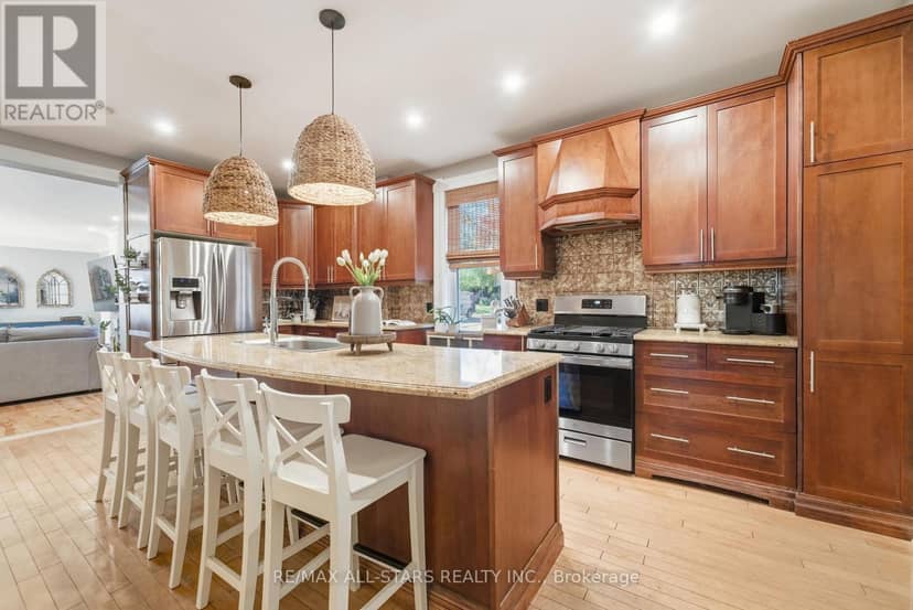 20 Keene Street — photo 10 of 40