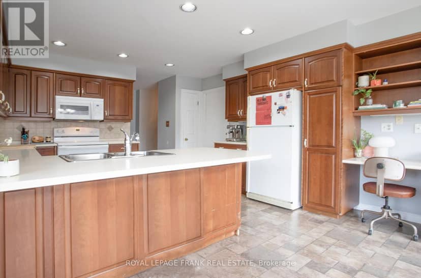 312 Cumberland Court — photo 12 of 40