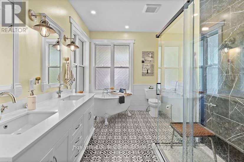 4601 Rice Lake Drive S — photo 19 of 40