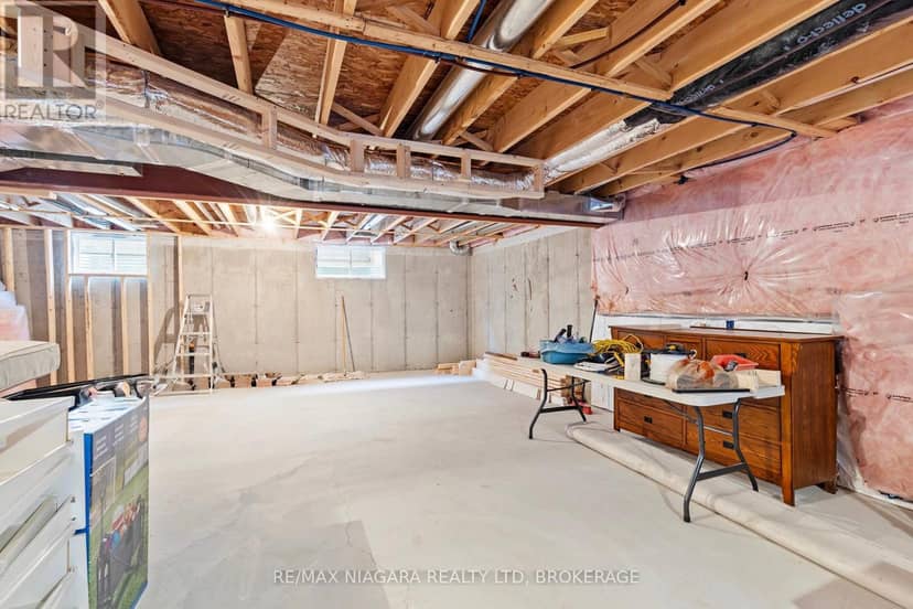 3549 Canfield Crescent — photo 30 of 38