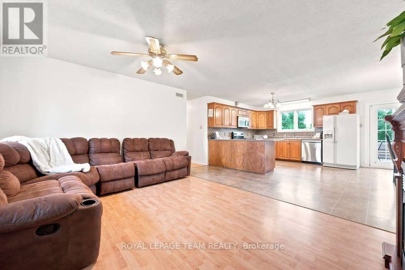 13 Springfield Drive — photo 15 of 40