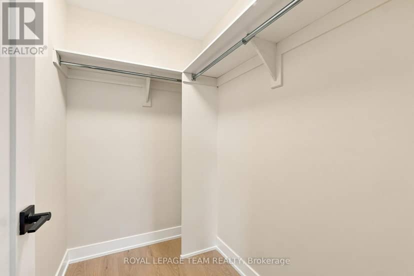 52 Whitcomb Crescent — photo 26 of 40