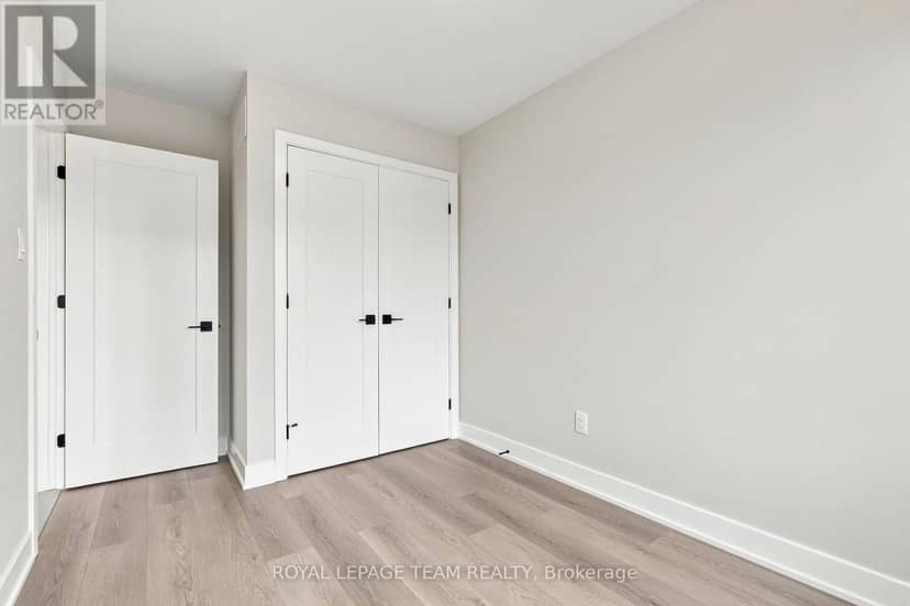 52 Whitcomb Crescent — photo 29 of 40