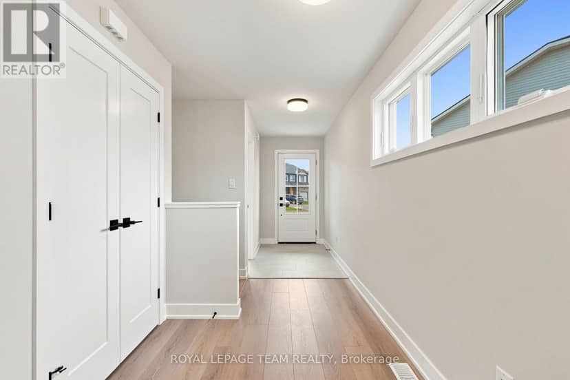 52 Whitcomb Crescent, Smiths Falls, photo 8