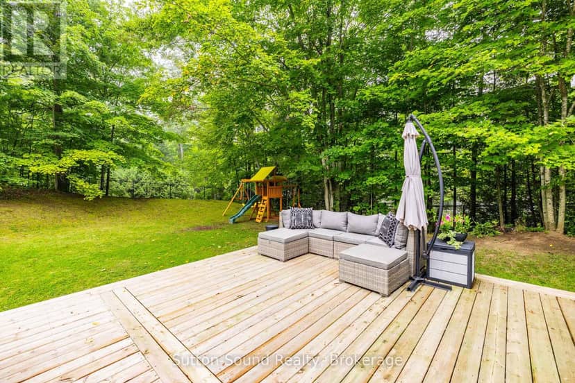 4 Maplewood Drive — photo 28 of 37